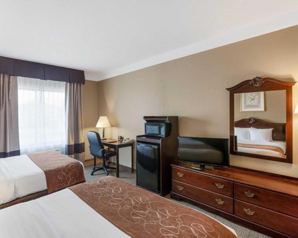 Plainview Comfort Suites מראה חיצוני תמונה