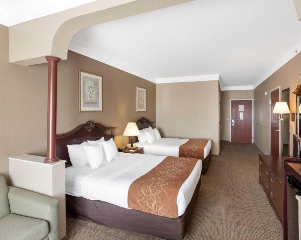Plainview Comfort Suites מראה חיצוני תמונה
