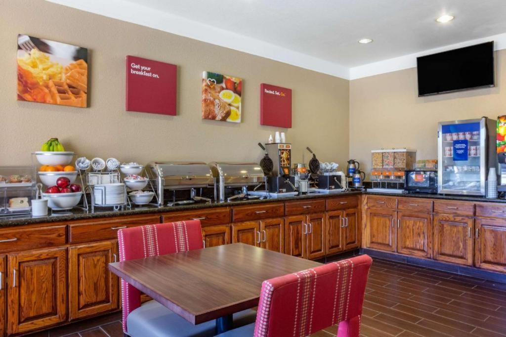 Plainview Comfort Suites מראה חיצוני תמונה