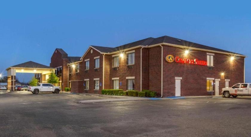 Plainview Comfort Suites מראה חיצוני תמונה