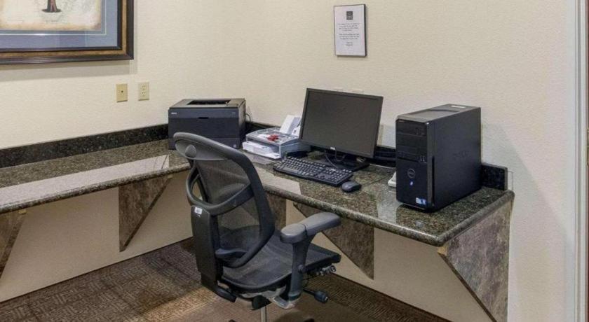 Plainview Comfort Suites מראה חיצוני תמונה