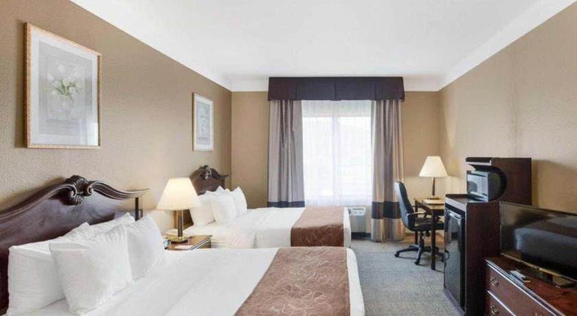 Plainview Comfort Suites מראה חיצוני תמונה